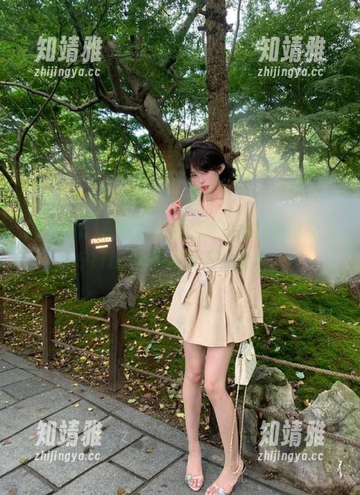 观看双马尾的女孩疯狂追公交，51fun有时候真是神助攻！