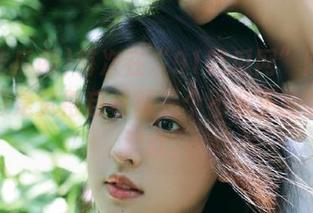 每次在“91吃瓜网”网页上，我总是觉得自己就是个不务正业的吃瓜群众。