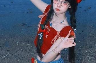 谁说‘zzzttt14’只是一款吃瓜app？看这视频，我的生活又被撑大了！