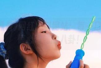 网红黑料网站：每一口瓜都是惊心动魄的八卦！
