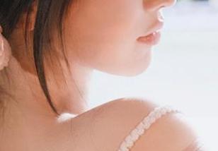 免费资深吃瓜群众分享：“黑料51”的八卦可还真是香，边吃边乐！