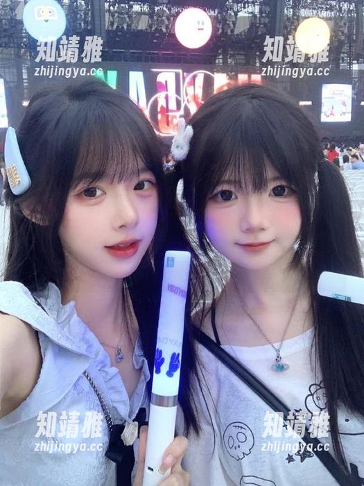 一边啃零食一边刷黑料不打烊的网址，热门事件真的是减压神器！王者只是吃瓜的从前！