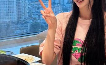 吃瓜小队集结！翻到黑料不打烊官网，每天都有新料等着我们～