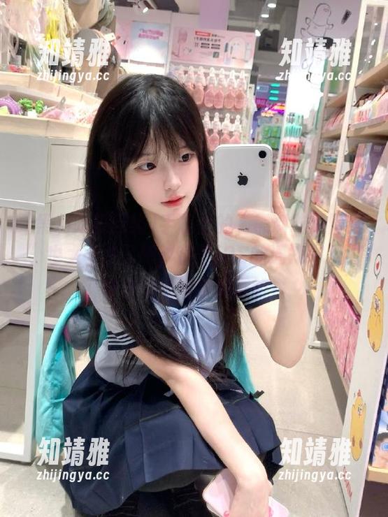 手机上的“黑料吃瓜网络”也太上头了吧，甚至iOS的通知中心也被这些瓜堵得满满的！