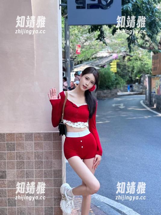 网页黑料老司机，层层扒出那些不想让你知道的惊悚细节。