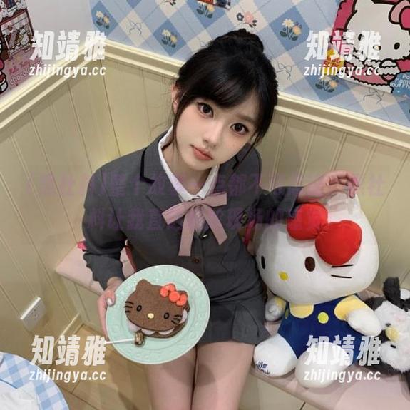 整个故事一点都不可思议，黑社料让我直达尴尬现场的感觉